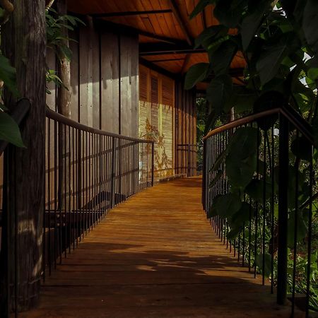 Отель Trebartha East The Round House Ахангама Экстерьер фото
